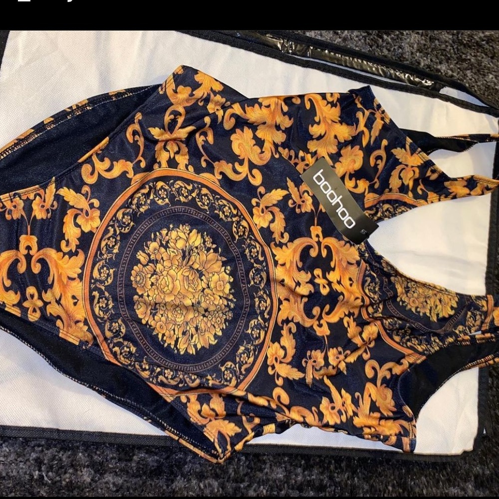 Boohoo Medusa swimsuit BRAND NEW size 12